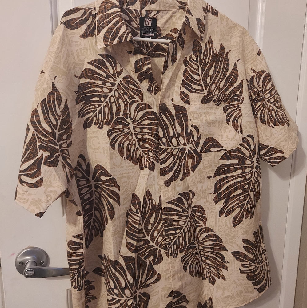 Nwot Hawaiian shirt